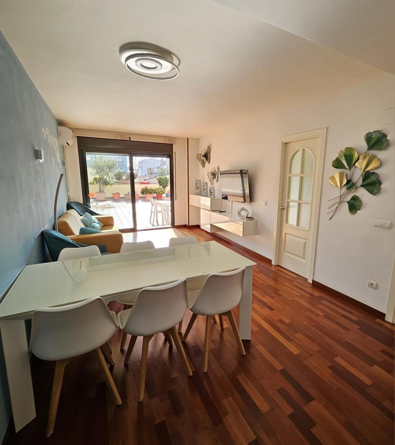 Apartamento Vilallonga Figueres  Ngoại thất bức ảnh