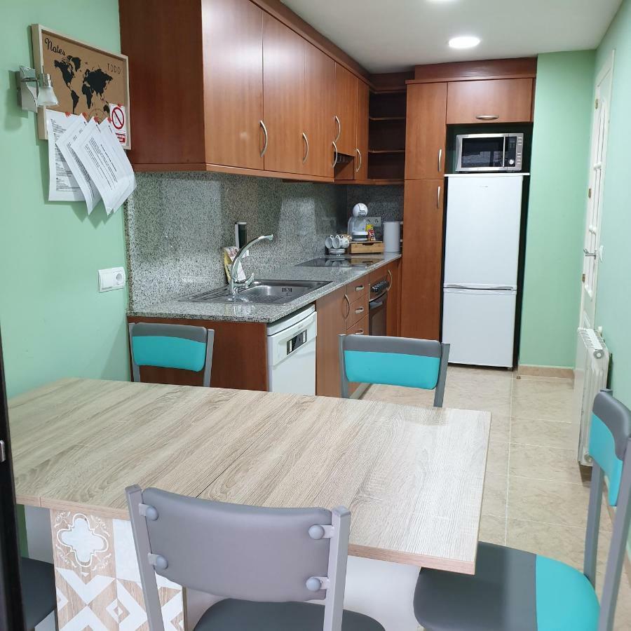 Apartamento Vilallonga Figueres  Ngoại thất bức ảnh